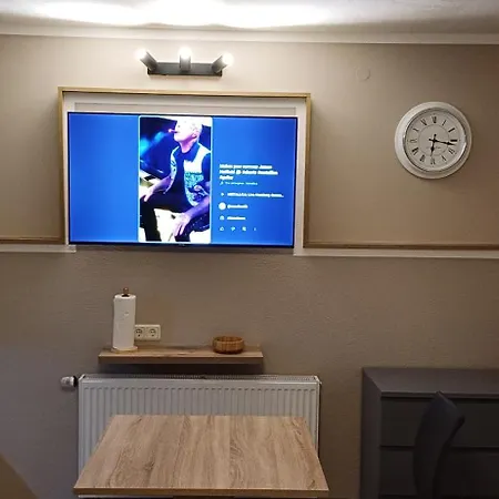 2 Tollgauer Daire Wabern